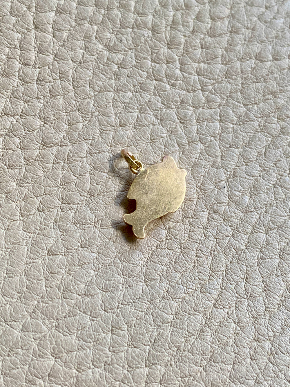 18k gold Swedish vintage charm or pendant - Pisces Fish