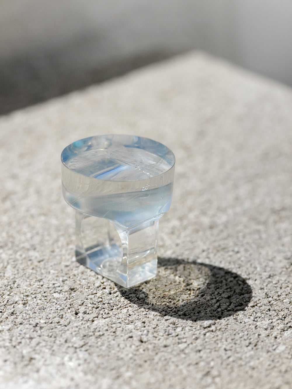Vintage Siv Lagerström Clear Blue-Gray Acrylic Ring – Size 6.25