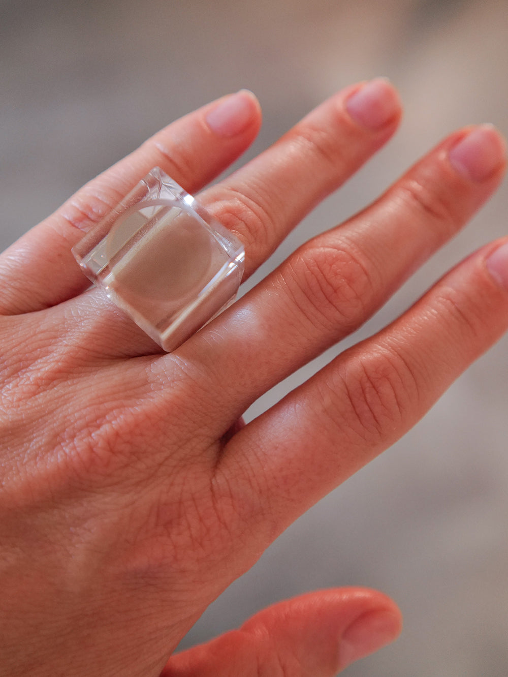Vintage Siv Lagerström Smoky Gray-Brown Optical Acrylic Ring – Size 6.5