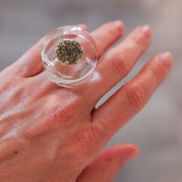 Vintage Siv Lagerström Chain Inclusion Acrylic Ring – Size 7.75