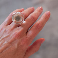 Vintage Siv Lagerström Sand Inclusion Acrylic Ring – Size 7.75