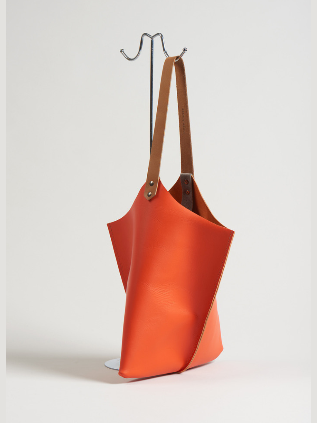 Wedge bag - Papaya orange leather