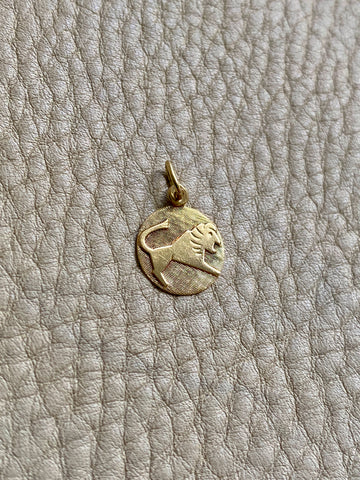18k gold Leo medallion pendant or charm
