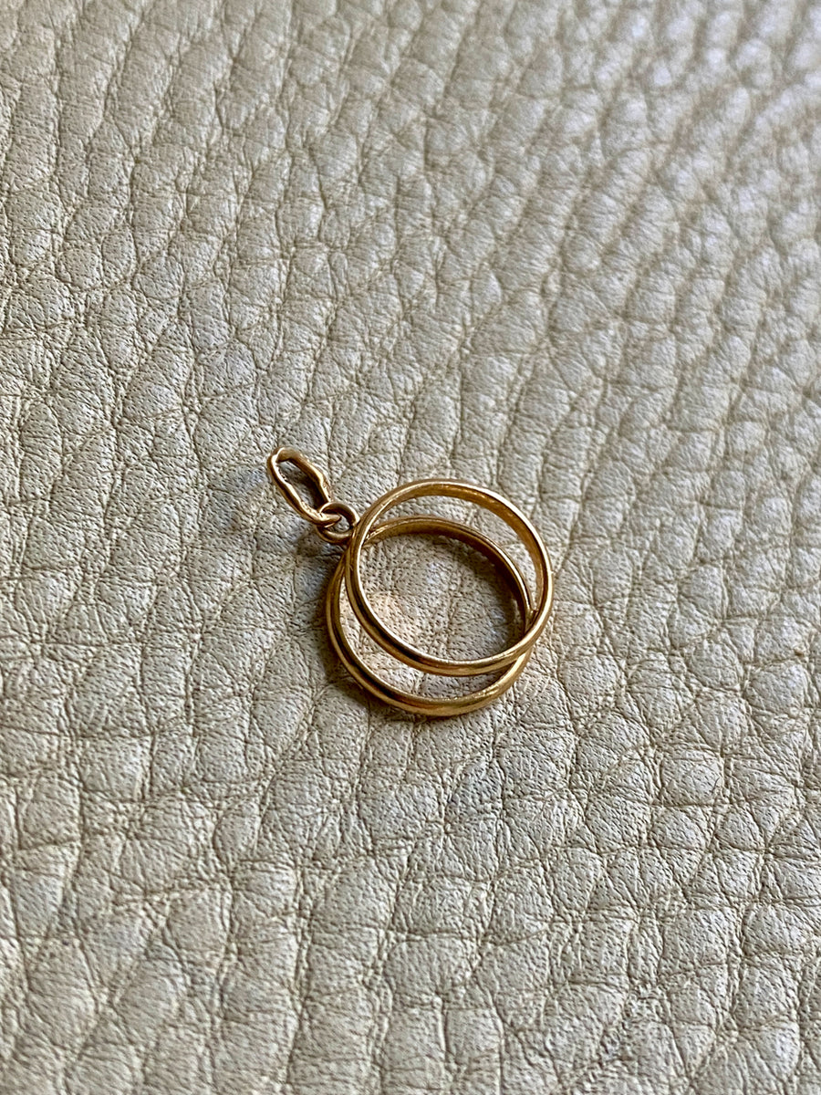 18k gold double ring pendant or charm