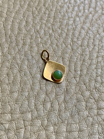18k gold jade cabochon medallion pendant or charm