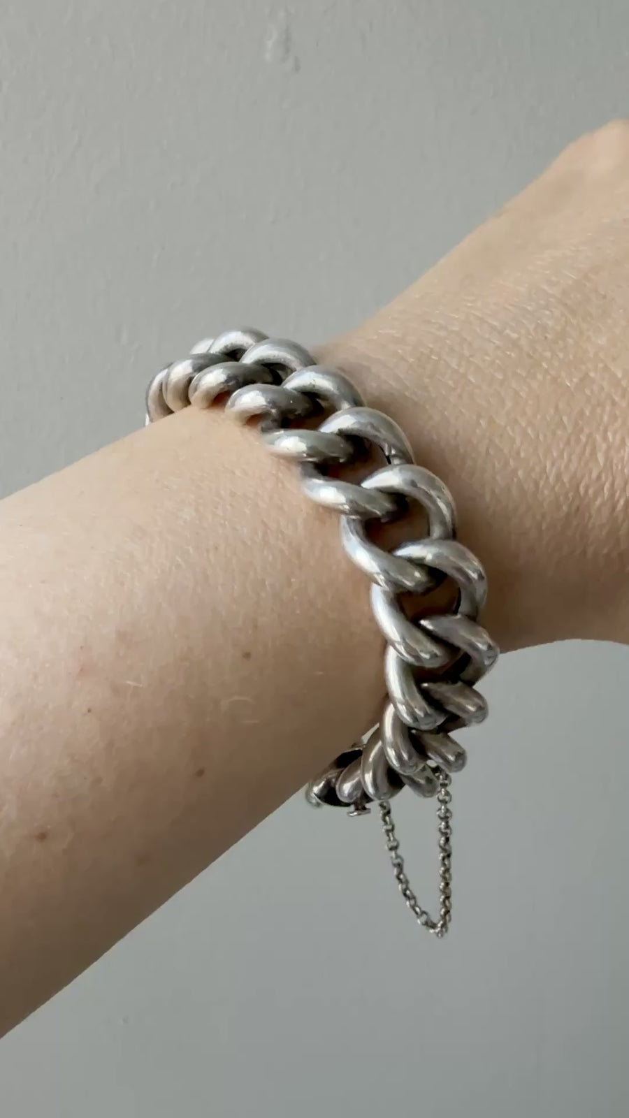 Antique Silver Hollow Puffy Curb Link Bracelet - 6.5 inch interior circumference
