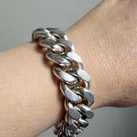 CHONK! 1976 SOLID Weighty 160 gram! Silver Curb Link Bracelet - 6.75 inch interior circumference