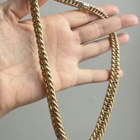 FAB! Chubby 49g Graduated Vintage UnoAErre Curb Link Necklace 18k Gold – 18 Inch Length