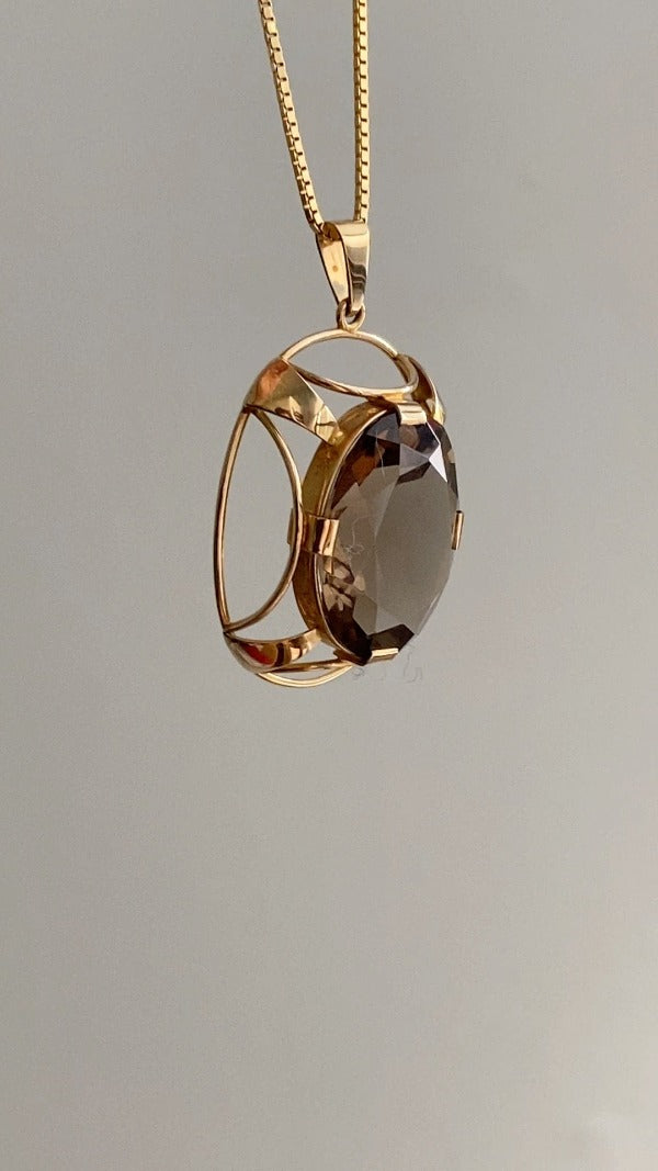 WONDERFUL 14k gold Finnish pendant with large faceted quartz stone 1937-1995