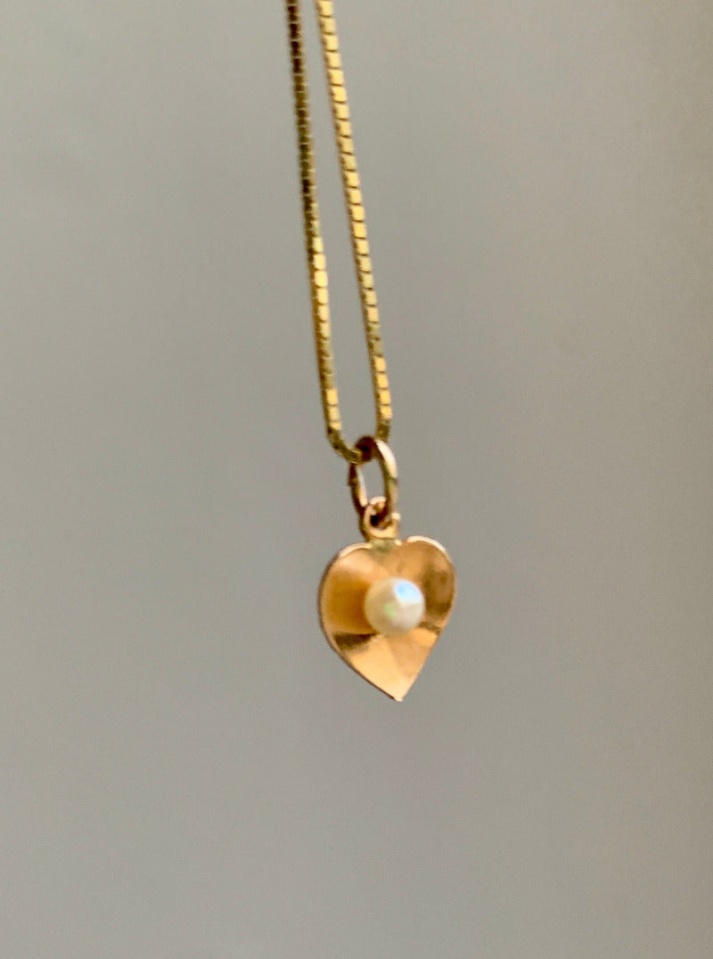 18k gold Swedish vintage charm or pendant - Heart with pearl