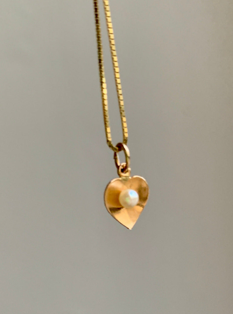 18k gold Swedish vintage charm or pendant - Heart with pearl