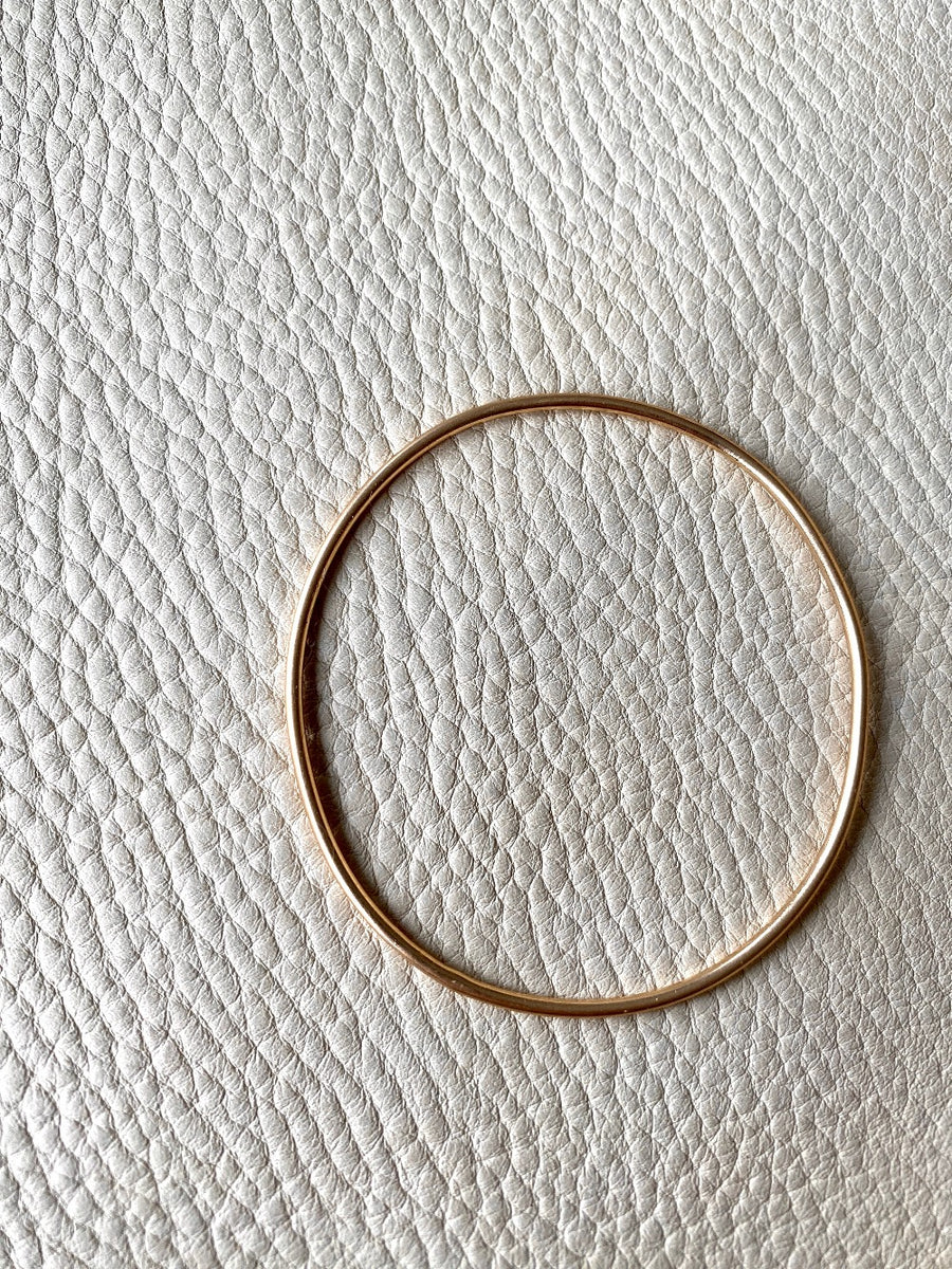 Danish vintage 14k Gold solid oval bangle 1957-1967