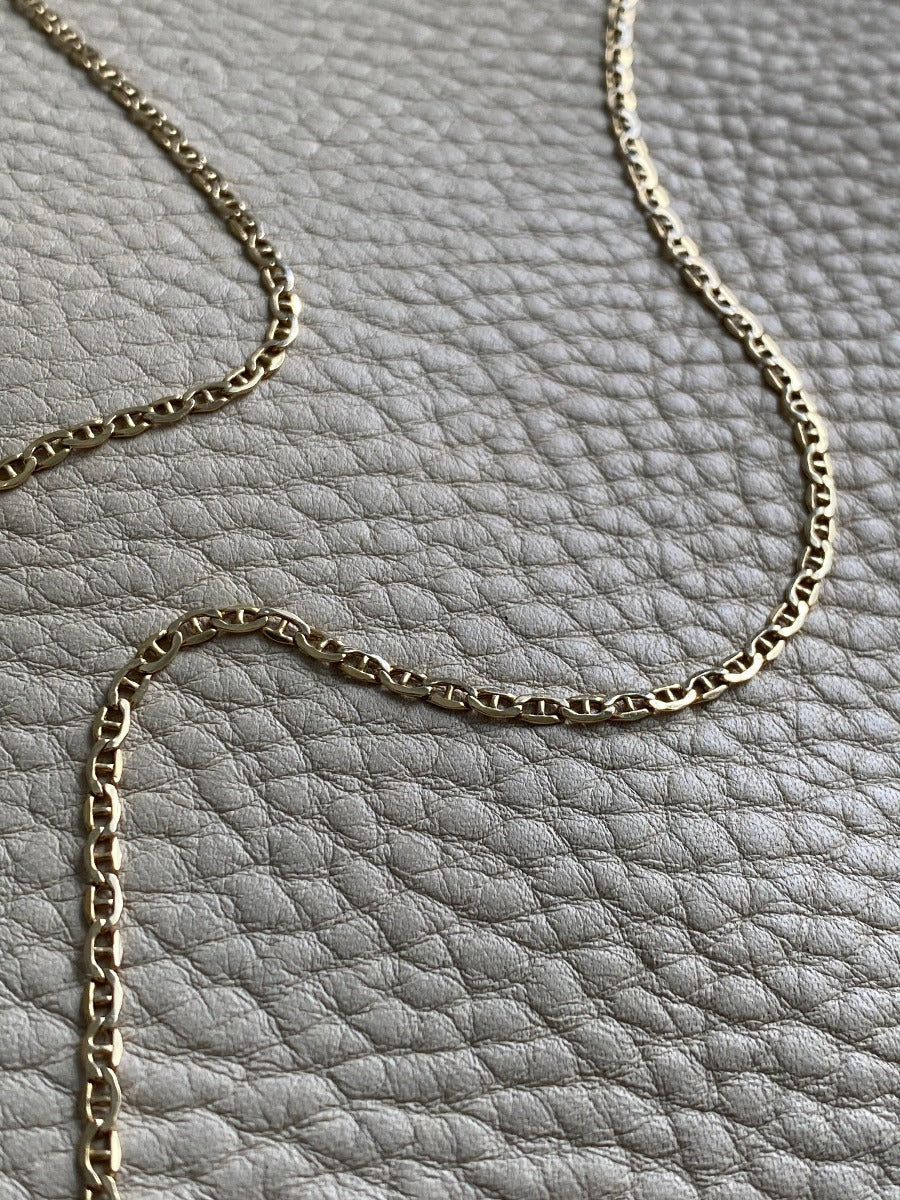 Elegant Flat Mariner Link necklace in solid 14k yellow gold - 20.5 inches long