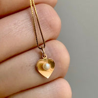18k gold Swedish vintage charm or pendant - Heart with pearl