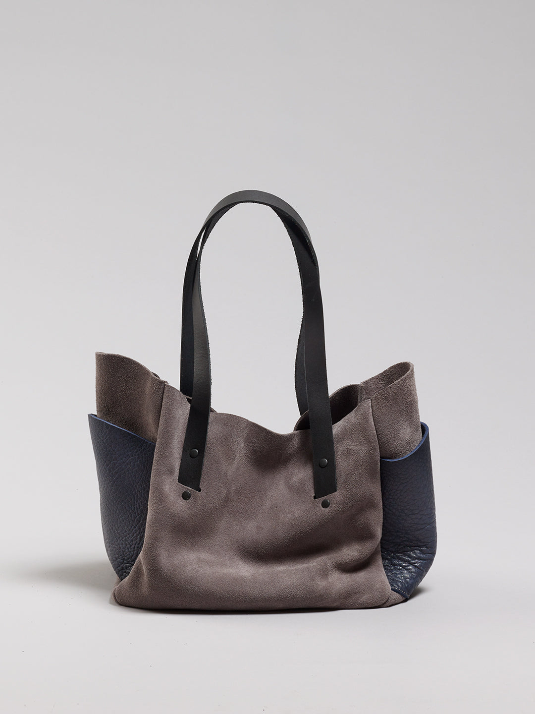 Design your own CUSTOM colorway with Jill - Brev carryall leather bag