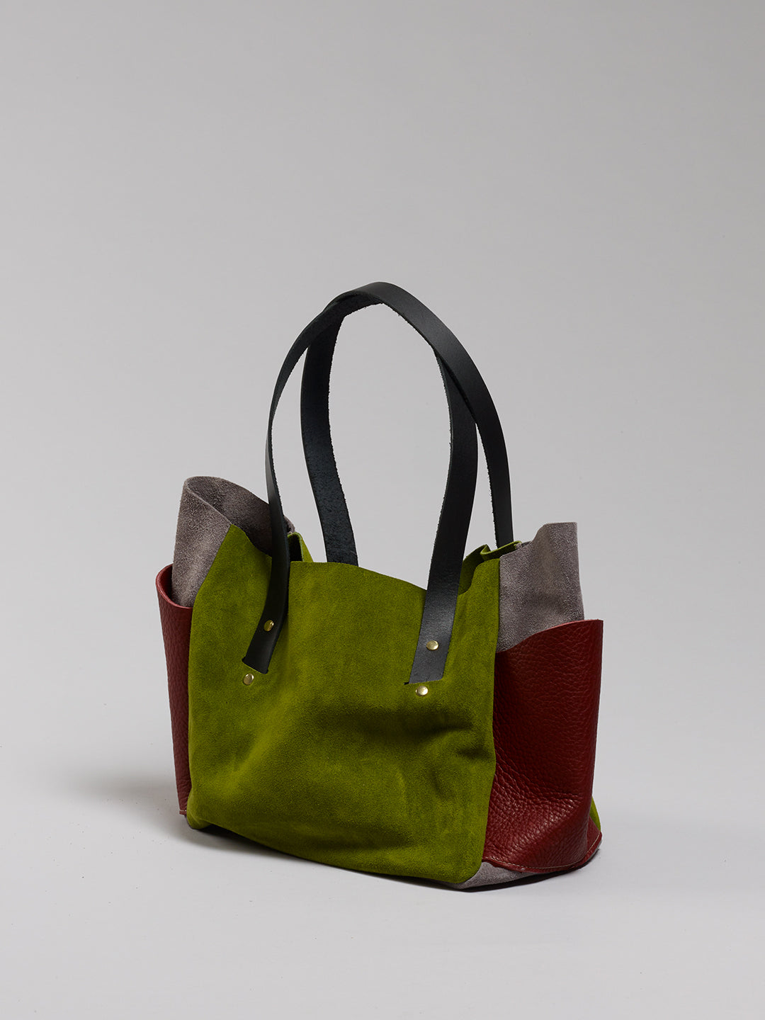 Design your own CUSTOM colorway with Jill - Brev carryall leather bag