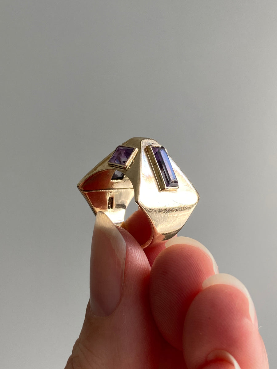 Unique Pyramid-form Amethyst and 14k Gold ring - Jørgen Larsen - size 4 - Vintage midcentury 1957-1973