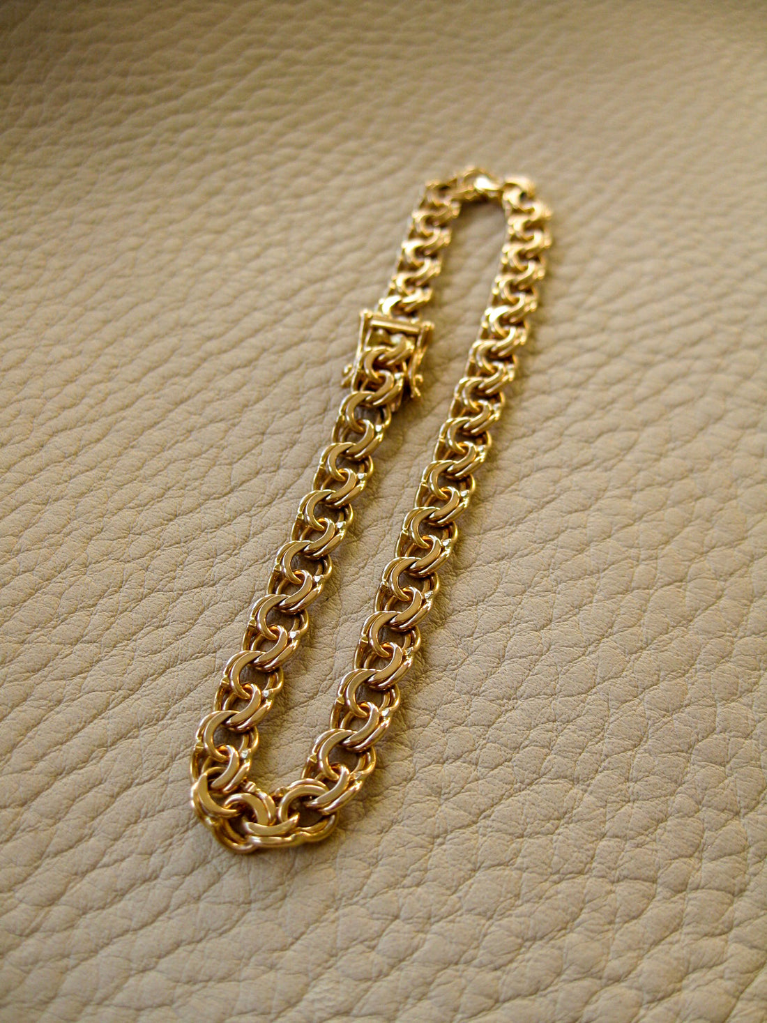 Beautiful 18k double-link solid gold bracelet - Stockholm, Sweden
