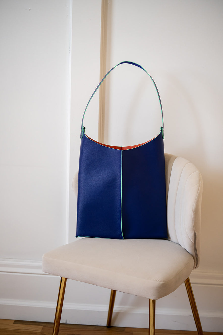 Wedge handbag - French goat leather in Cobalt - Luxury edition *04