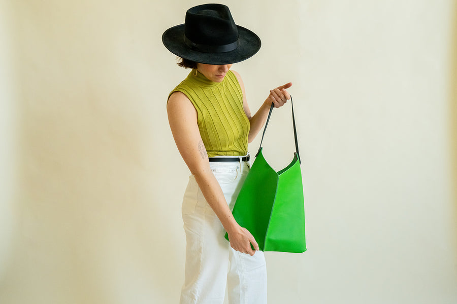 Wedge bag - Fresh lime leather