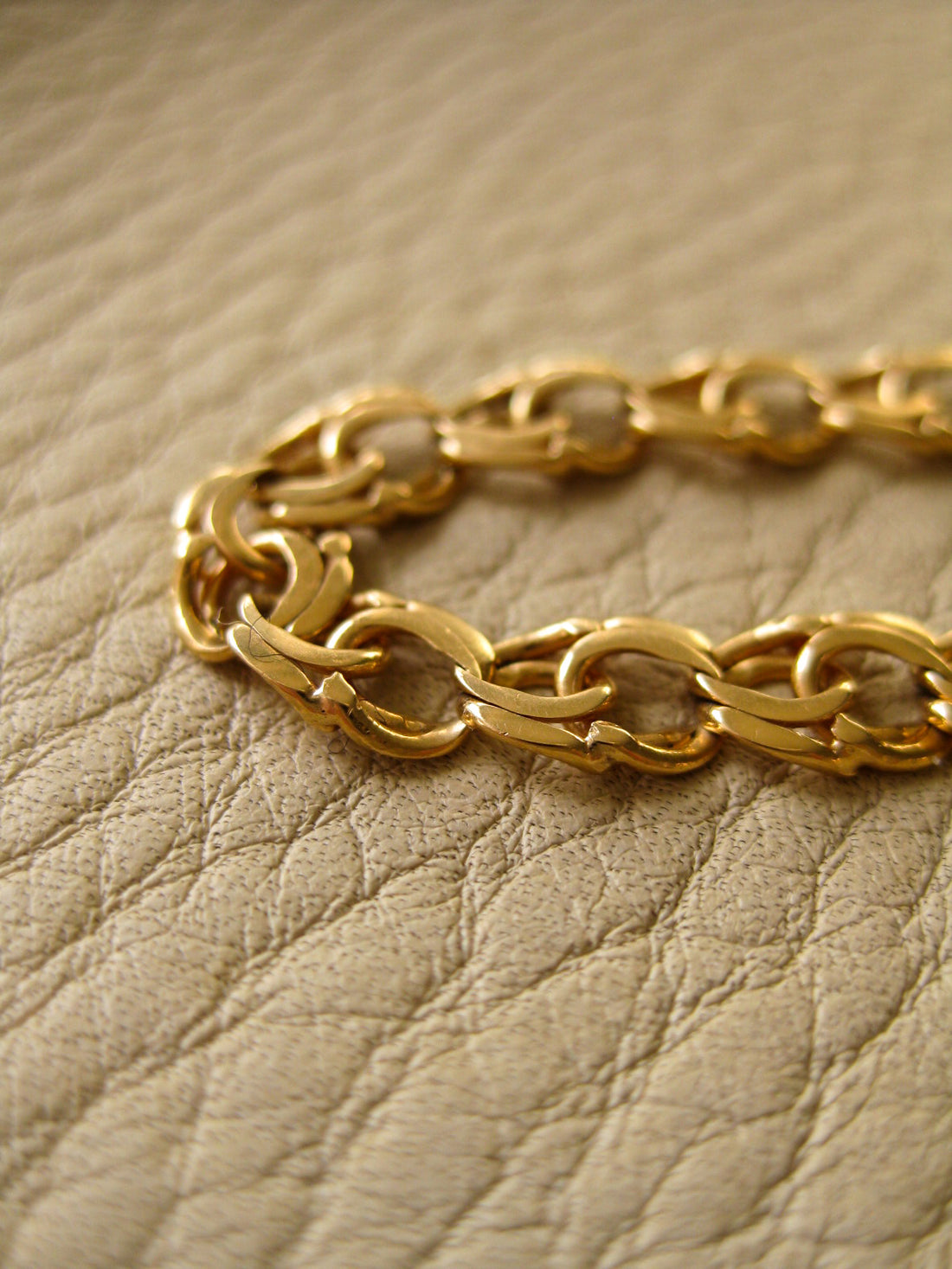 Delicate 18k double-link solid gold bracelet - Trelleborg, Sweden 1963