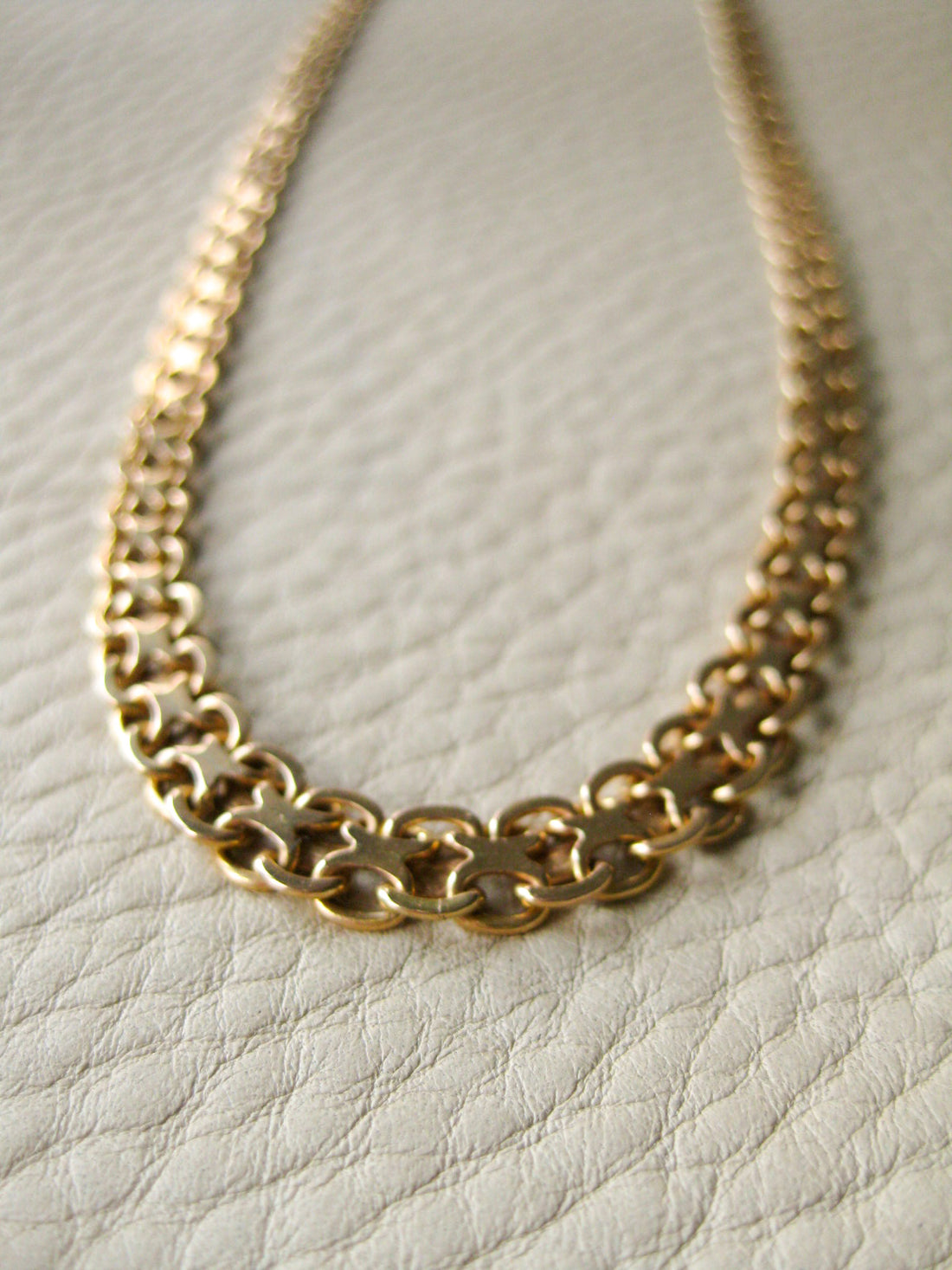 15.9g Swedish gold necklace - Graduated x-link solid 18k gold - 1960