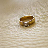 1996 Swedish brilliant cut diamond set in 18k gold - ring size 6.5