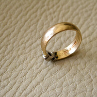 1996 Swedish brilliant cut diamond set in 18k gold - ring size 6.5