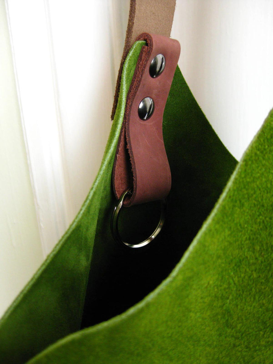 Wedge bag -  Leaf green suede