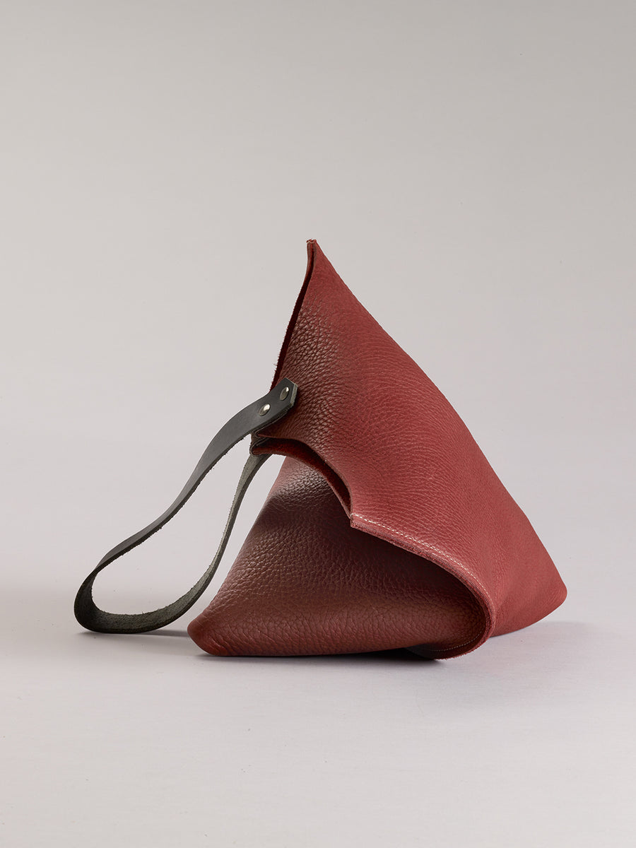 Wedge bag - Port bull hide